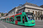 Be 6/8 Combino 304, auf der Linie 8, fährt am 15.08.2012 den Steinenberg hoch zur Haltestelle Bankverein. Aufnahme Basel.