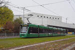 Be 6/8 Combino 314, auf der Linie 14, verlässt am 11.11.2024 die Haltestelle St.