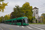 Be 6/8 Flexity 5036, auf der Linie 3, fährt am 31.10.2024 zur Haltestelle St. Alban Tor. Aufnahme Basel.