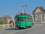 Ce 2/2 181 überquert am 27.09.2009 die Mittlere Rheinbrücke. Aufnahme Basel.