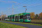 Be 6/8 Flexity 5020, auf der Linie 14, fährt am 26.11.2024 zur Haltestelle Lachmatt.