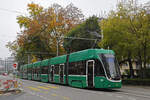 Be 6/8 Flexity 5037, auf der Linie 14, fährt am 08.11.2024 zur Haltestelle Hardstrasse.