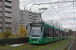 Be 6/8 Combino 311, auf der Linie 2, fährt am 25.11.2024 zur Haltestelle Hirzbrunnen/Claraspital. Aufnahme Basel.