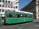 Be 4/4 mit der Betriebsnummer 472 auf der Linie 3 am Aeschenplatz. Die Aufnahme stammt vom 26.03.2012.