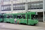Basel BVB Tram 6 (SWP/SIG/BBC/Siemens Be 4/4 492 + 489) Messeplatz am 7. Juli 1990. - Scan von einem Farbnegativ.
