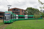 Be 6/8 Flexity 5019, auf der Linie 14, steht in der Schlaufe bei Pratteln.