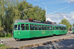 Be 4/4 465 zusammen mit dem B 1472 S warten an der Endstation der Linie 15/16 auf dem Bruderholz.