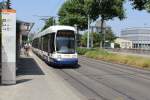 Genève / Genf TPG Tram 15 / 12 (Bombardier Be 6/8 869) Avenues des Communes-Réunies / Palettes am 5.