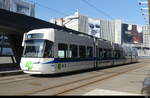 VBG - Tram Be 5/6 3073 unterwegs auf der Linie 12 bei der Haltestelle vor dem Flughafen Zürich am 12.02.2023