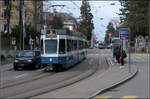 Kurz nach der Begegnung -

... zweier Tram 2000 der Linien 5 bei der Haltestelle Kantonsschule in Zürich.

12.03.2019 (M)
