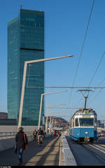 Durch die Verzögerung bei der Beschaffung der neuen Trams, besteht bei den VBZ derzeit akute Fahrzeugknappheit.