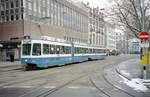 Zürich VBZ Tram 4 (SWP/SIG/BBC-Be 4/6 2059 + SWS/SWP/BBC-Be 2/4 2403) Theaterstrasse / Bellevueplatz am 6. März 2005. - Scan eines Farbnegativs. Film: Kodak Gold 200. Kamera: Leica C2.