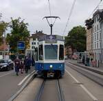 Linie 9 Wagennummer 2040  Rechts der Limmat  an der Haltestelle Talwiesenstrasse. Datum: 9. 10. 2021