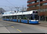 VBZ - Tram Be 6/8 4028 unterwegs auf der Linie 2 in Schlieren am 10.04.2023