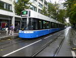 VBZ - Tram Be 6/8 4064 unterwegs auf der Linie 11 in der Stadt Zürich am 2024.09.27