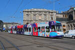 Be 5/6 Cobra 3015 mit der Werbung für die Fussball EM der Frauen 2025, auf der Linie 14, fährt am 22.08.2024 zur Haltestelle beim Bahnhofplatz in Zürich. 