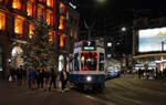 Be 4/8 2114 in Zürich, Paradeplatz am 22.12.2022.