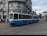 VBZ - Be 4/6 2082 unterwegs auf der Linie 15 bei der Haltestelle Bellevue  in Zürich am 2024.12.21