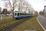 Be 4/6 2037 und Be 4/6 2311 erreichen am 29.11.09 die Station Leutschenbach. 