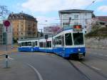 Snfte Be 4/8 2112 in der  Haldeneggkurve  auf der linie 6 am 10.04.10