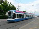 VBZ - Tram Be 5/6 3024 unterwegs auf der Linie 2 in der Stadt Zrich am 10.06.2011
