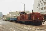 SBB / VBZ - Bm 4/4  18428 mit Beiwagen B 740 und Tram Be 4/4 1412 auf SBB Transportwagen unterwegs in Zürich am 05.01.1995 .. Flohmarktfund .. Archiv Teutschmann