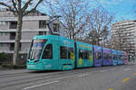 Be 6/8 Flexity 5009 mit der Yallo Werbung, auf der Linie 1, fährt am 03.01.2023 zur Haltestelle ZOO Bachletten.