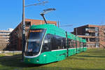 Be 4/6 Flexity 6005, auf der Linie 14, wendet am 14.02.2023 in der Schlaufe in Pratteln.