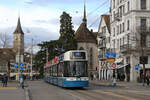 Be 6/8 4005 zwischen Helmhaus und Bellevue in Zürich am 29.12.2022.