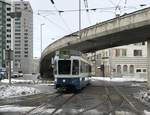 Linie 8 Wagennummer 2021  Albisrieden  beim Escher-Wyss-Platz.