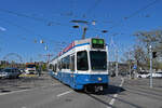 Be 4/8 2116, auf der Linie 8, fährt am 12.04.2024 bei der Haltestelle Bellevue ein.