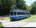 VBZ - Tram Be 4/6 2069 + Be 2/4 2418 unterwegs auf der Linie 9 bei der einfahrt zur Haltestelle Milchbuck am 2024.07.14