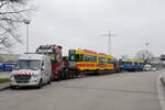 Am 03.02.2025 stehen die beiden Be 4/8 253 und 259 im BTB Look am Zollübergang in Weil am Rhein. Je ein Begleitfahrzeug an der Spitze und am Schluss begleiten den Konvoi bis nach Liwiw in der Ukraine.