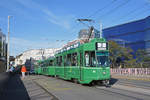 Doppeltraktion, mit dem Be 4/4 491, dem B4S 1495 und dem Be 4/4 477, auf der Linie 2, bedient die Haltestelle Markthalle.