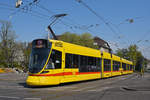 Be 6/10 Tango 179, auf der Linie 11, fährt zur Haltestelle am Bahnhof SBB.