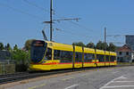 Be 6/10 Tango 161, auf der Linie 11, fährt am 23.08.2024 zur Haltestelle Münchensteinerstrasse.