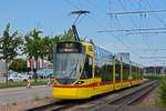 Be 6/10 Tango 152, auf der Linie 10, fährt am 15.07.2024 zur Haltestelle M-Parc. Aufnahme Basel.