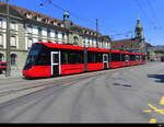 Bern Mobil - Tram Be 6/8 913 unterwegs in der Stadt Bern am 2024.07.23