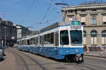 Doppeltraktion, mit den beiden Be 4/6 2065 und 2003, auf der Linie 11, fährt zur Haltestelle beim Bahnhof Zürich.