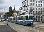 VBZ Linie 4 Wagennummer 2002  Seebach  zwischen Helmhaus und Bellevue.