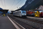 RAILPOOL 187 006-2 fährt solo in den Bahnhof Erstfeld ein, um später die BLS 186 105-3 bei einem Güterzug in Richtung Gotthard zu unterstützen.