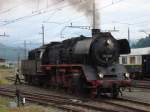 Die BR 50 3673  beim rangieren am 2.6.2007 im Bahnhof von Schwyz.