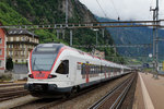 SBB:  GOTTARDO 2016   Mehrere Extrazüge sowie bis zu mit 12 Wagen verstärkte IR mit Re 460 oder Doppeltraktion Re 4/4 brachten die sehr zahlreichen Festbesucher am 4.