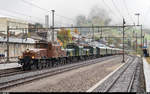 100 Jahre Krokodil am 19. Oktober 2019. Der Sonderzug mit der Ce 6/8 II 14253, der Be 6/8 III 13302 und der Ce 6/8 III 14305 von Bellinzona nach Erstfeld erreicht den Bahnhof Airolo.
