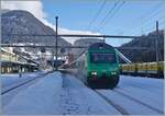 Die SBB Re 460 010  Swiss Tainable  ist in Airolo mit ihrem IC 2 10874 auf dem Weg von  Lugano nach Zürich HB.

21. Januar 2025