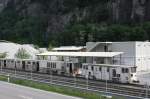 Schma Spezial Lokomotiven fr den Bau des Gotthardt Basis Tunnel  konnte ich am 19.5.2009 aus dem fahrenden Zug heraus in Foida fotografieren.