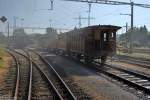  Fhrerstandsfoto  von der Handhebeldraisine beim Streckenjubilum Waldshut–Turgi am 23. August 2009 im Bahnhof Koblenz. Die wunderschnen rekonstruierten Wagen der Spanisch-Brtli-BAhn, passend zur Dampflok Genf, warten hier im Rauch und Nebel der vielen Dampfloks auf ihren Einsatz.