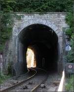 Sonnenschein am Ende des Tunnels -    Bild ohne Zug.