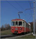 Der CEV BDeh 2/4 74 (A7) ist kurz nach Blonay auf dem Weg in Richtung Les Pléidaes .