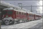 Ge 4/4 I 604  Calanda  fhrt mit dem Regionalzug aus Filisur in Davos Platz ein.